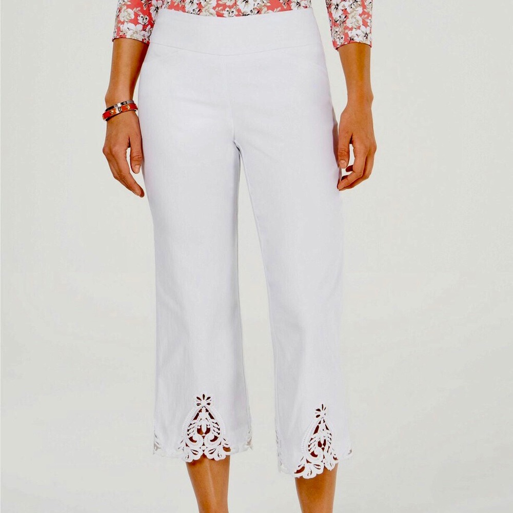 Charter Club Plus Size White Crochet Trim Capri Pants